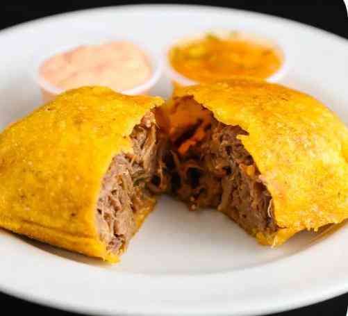 Pastel de Carne Desmechada